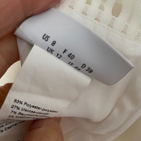 AKRIS PUNTO MID LENGTH LATICE DETAIL WHITE DRESS SIZE 8 - Picture 10 of 11